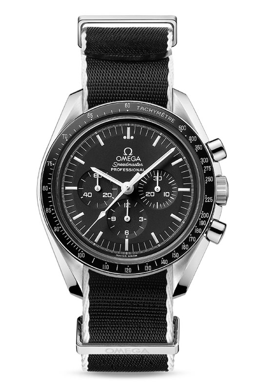 新色のNATOストラップは、五輪のカラーにインスパイアされた６色も。ストラップ幅は19-20mm、21-22mmの2種。各1万8000円。