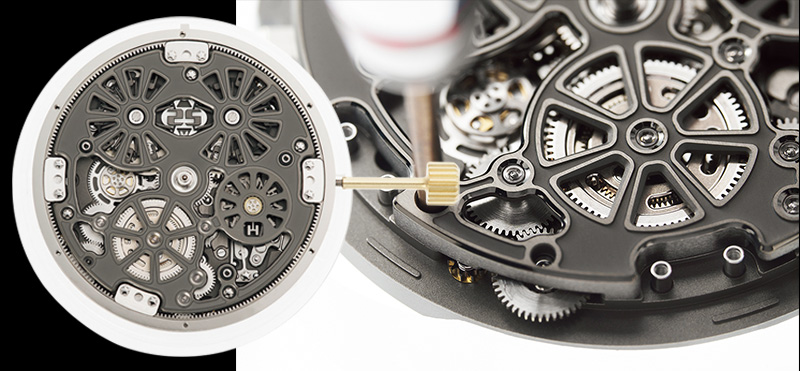 回転ベゼルと連動する2つのリング