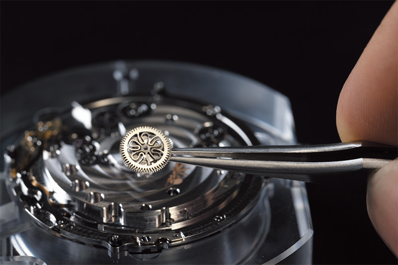 VAN CLEEF & ARPELS（ヴァン クリーフ＆アーペル）ミッドナイト ジュール ニュイ ファーズ ドゥ リュンヌ