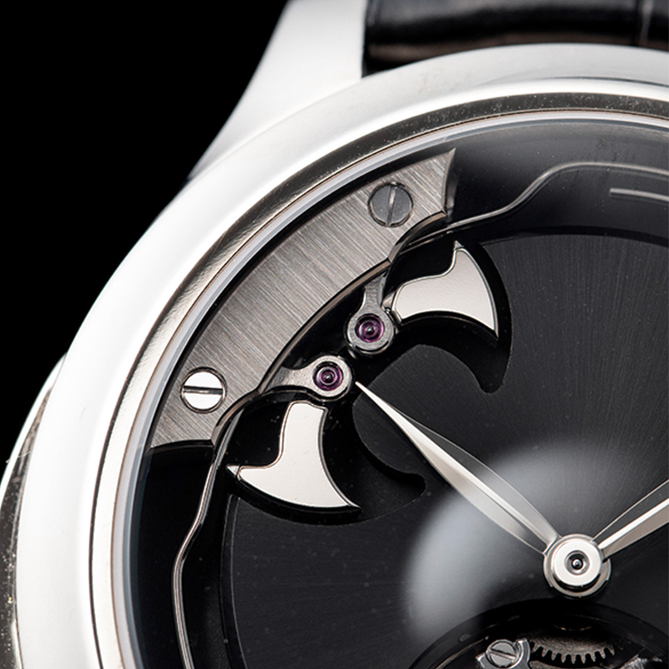 エンデバー・コンセプト ミニッツリピーター トゥールビヨン サムネイル画像3